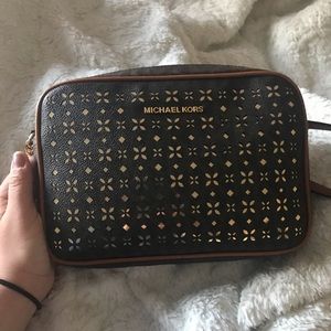 MK Jet Set Travel Large East West Crossbody